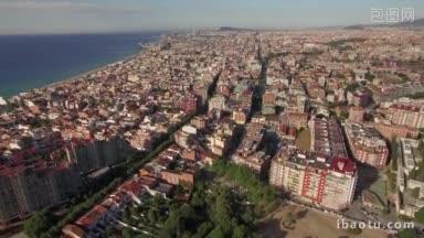巴塞罗那鸟瞰图，密集的住宅开发和海岸，西班牙第二大城市